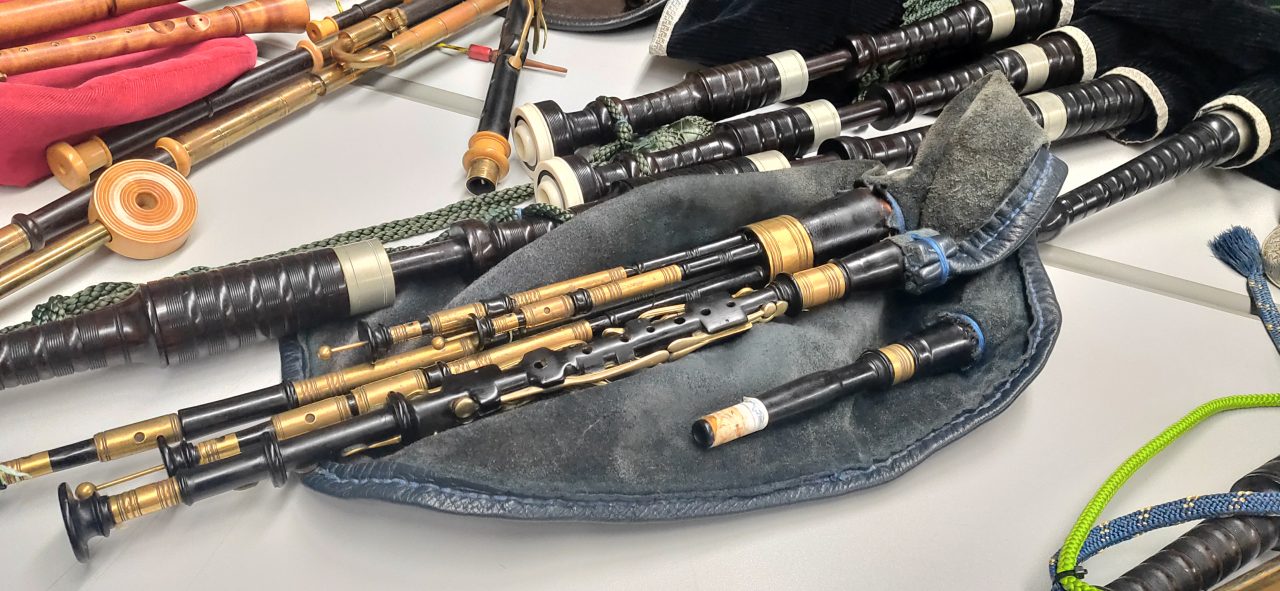 オールド マイセン バグパイプを演奏する天使 バグパイプ 天使 1級品 ドイツの名窯マイセン 日本公式サイト|MEISSEN マイセン：世界限定作品